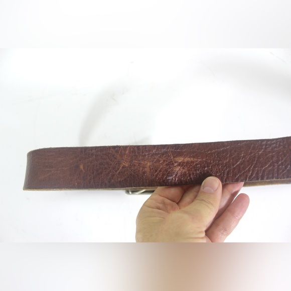 Distressed Brown Leather Belt with America 1974 Silver Buckle Made in Australia - Picture 6 of 8